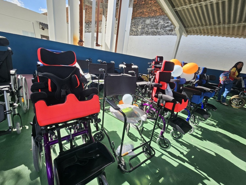 Equipamentos têm garantido melhorias significativas na qualidade de vida dos pacientes com problemas de mobilidade. Foto: Secom Maceió