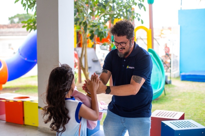 Para o coordenador do equipamento,  Guilherme Costa, espaço é marco na Educação municipal. Foto: Daniel Marinho/Secom Maceió