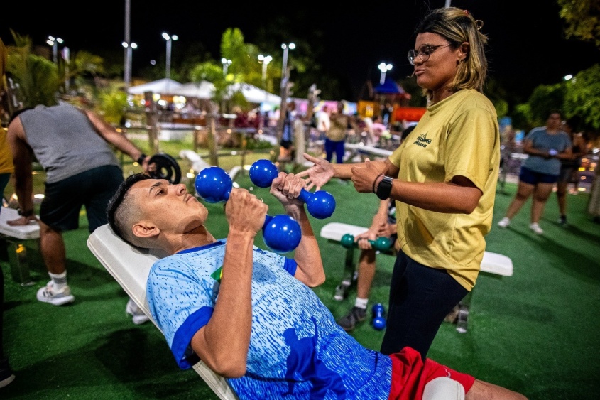 Orientação individualizada garante segurança aos praticantes das atividades físicas. Foto: Alisson Frazão