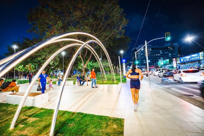 Além de espaço de lazer, população aproveita o parque para cuidar da saúde com atividades físicas. Foto: Jonathan Lins