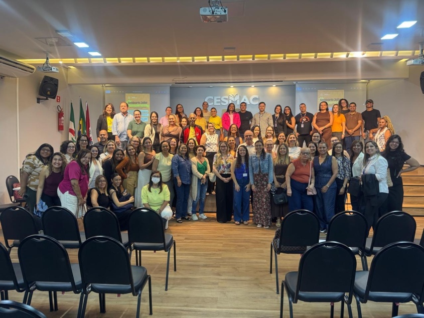 Profissionais, estudantes e usuários do SUS participaram do seminário. Foto:Ascom Saúde