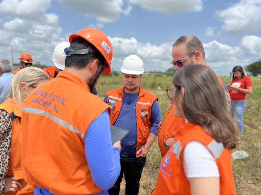 Técnicos visitaram o epicentro do tremor. Foto: Ascom Defesa Civil de Maceió