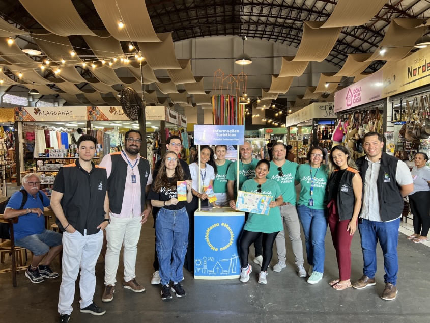 Equipe Semtur e Procon Maceió no CAT da Secretaria Municipal de Turismo. Foto: Ascom Semtur