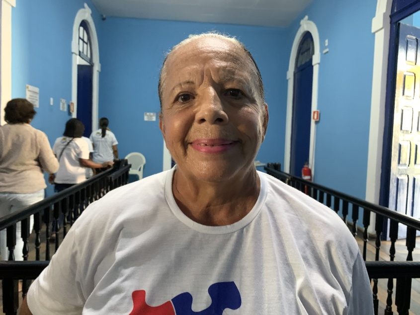Dona Vera Neide contou que o Serviço de Convivência mudou a sua vida. Foto: Matheus Silvino (estagiário)/ Ascom Semdes