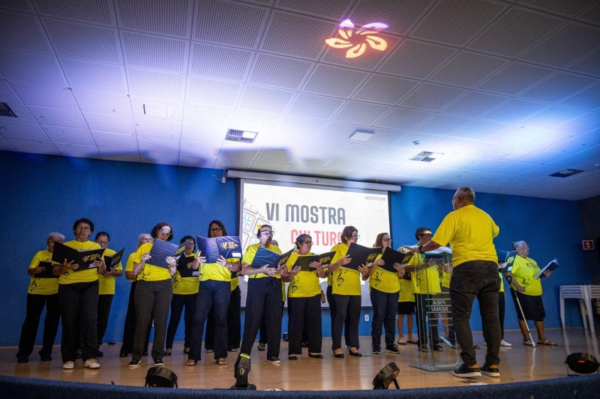 Coral Gogó de Ouro se apresentou com musicas marcantes do gospel. Foto: Alisson Frazão/Secom Maceió