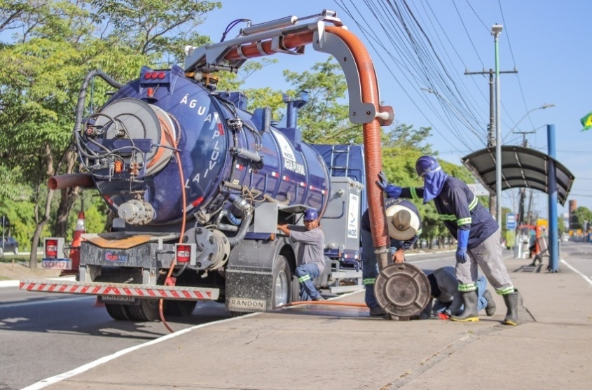 Um dos trabalhos preventivos é a limpeza de galerias, em parceria com a Secretaria Municipal de Infraestrutura (Seminfra). Foto: Ascom Seminfra