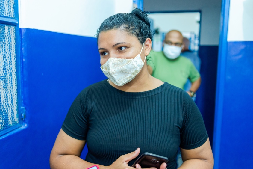 Mensagens falsas em redes sociais influenciam pais de vacinar crianças (Foto: Bruno Wesley/Ascom SMS)