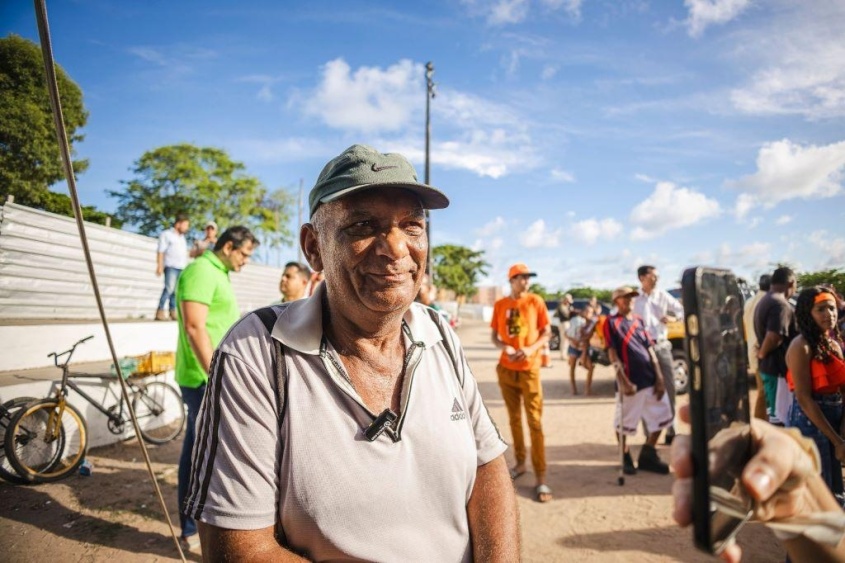 Jurandir da Silva vai deixar de pagar aluguel. Foto: Felipe Sóstenes/Secom Maceió