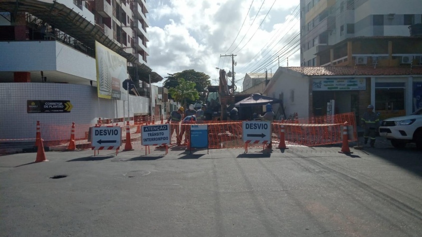 A obra acontece em trecho da Rua Luiz Campos Teixeira, entre as ruas Quatro e Ruthe Reis. Foto: BRK.