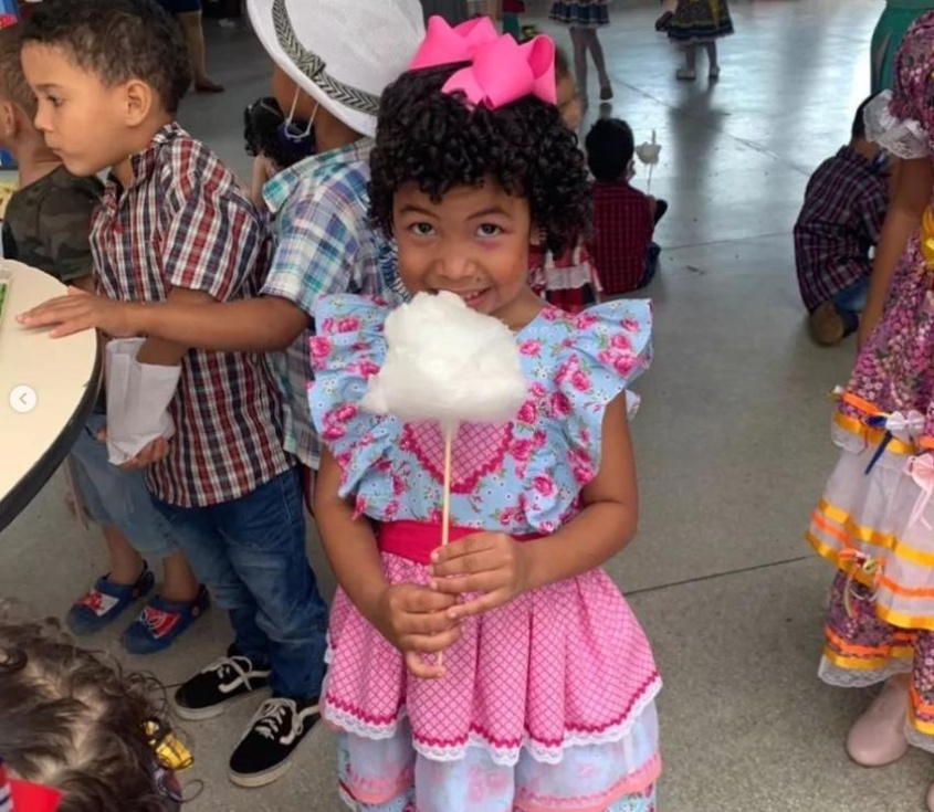 Alunos do Cmei Professora Sônia Maria Souza Cavalcanti se divertiram nos festejos juninos. Foto: cortesia