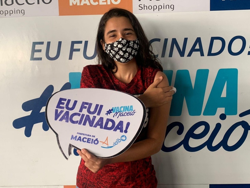 Adolescentes deverão voltar aos pontos de vacinação para a dose de reforço. Foto: Arquivo SMS