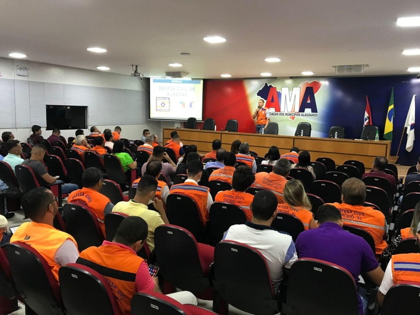 Treinamento abordou plano de atuação no período chuvoso. Foto: Pedro Henrique/Ascom Defesa Civil