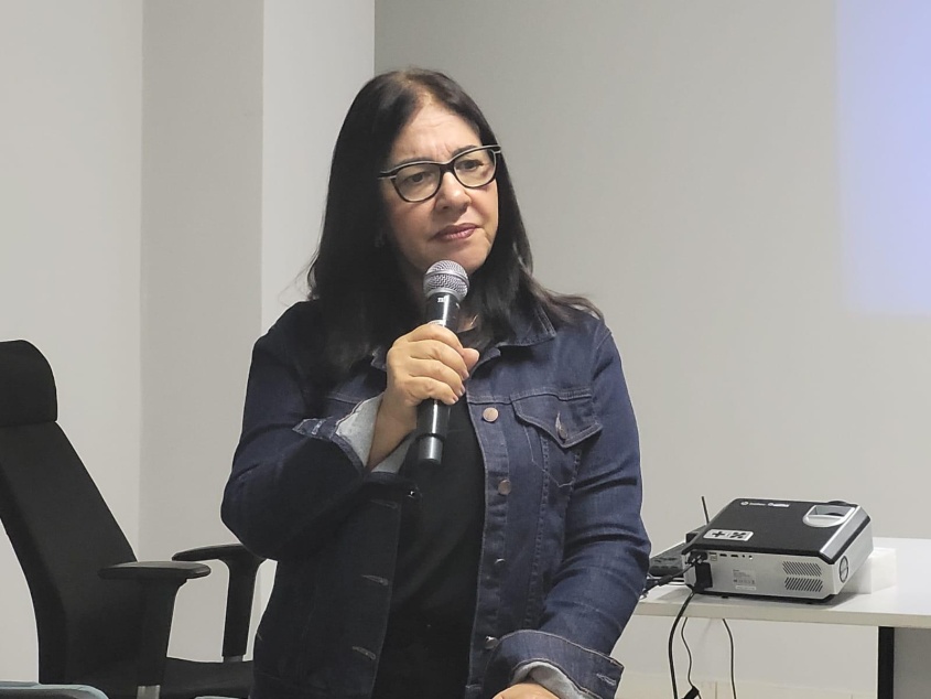 Coordenadora do Programa Saúde da Mulher, Edja de Sá, reforçou importância do pré-natal. Foto: Ascom SMS