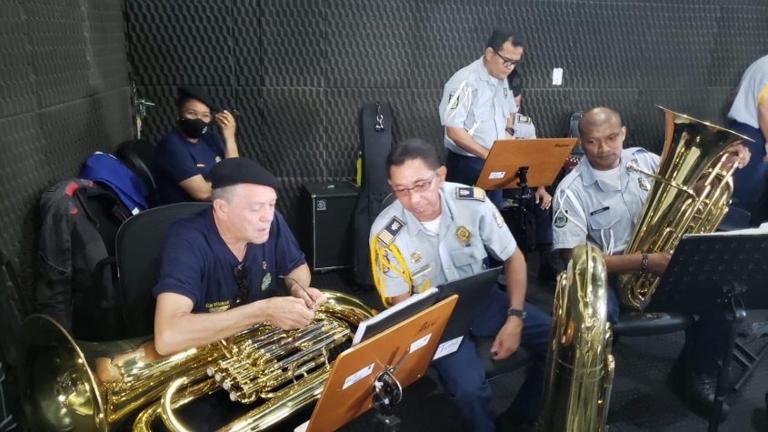 Maestro da Banda de Música da GMM aproveitou o encontro para trocar experiências. Foto: Arquivo pessoal
