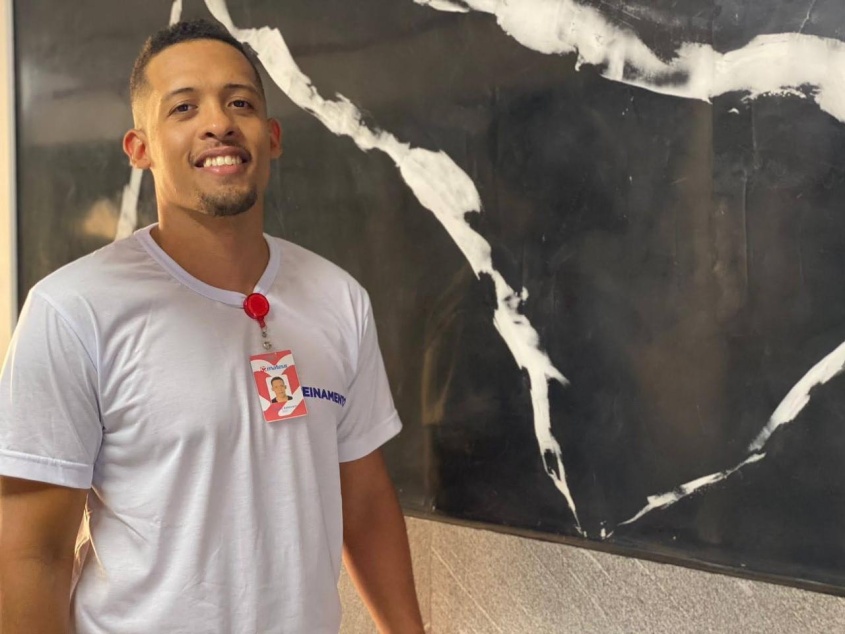Gabriel foi encaminhado pelo Sine Maceió para participar de processo de seleção e foi contratado pela empresa. Foto: cortesia