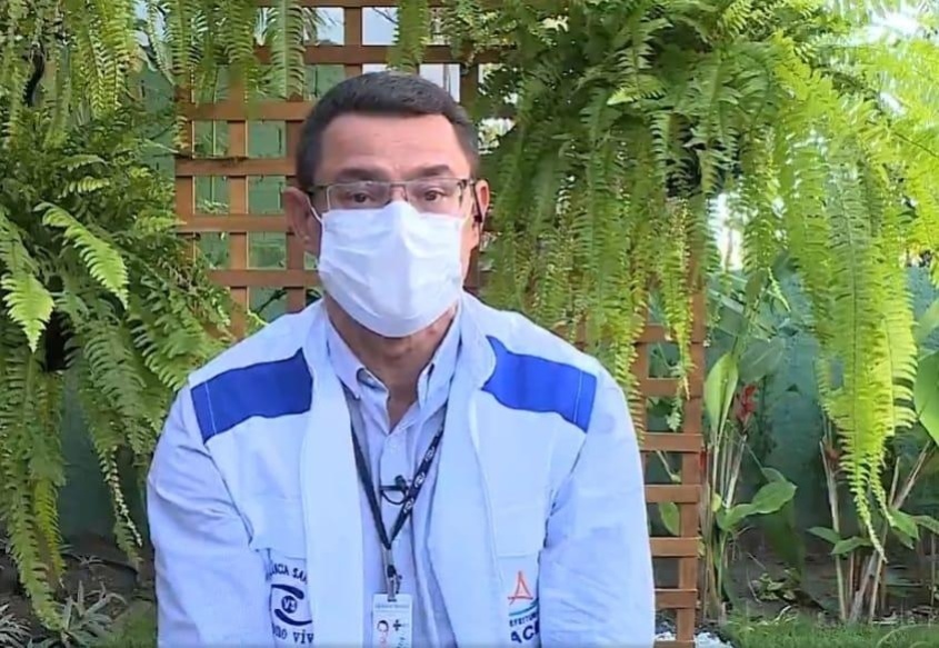 Fiscal da Vigilância Sanitária, Antônio Borges detalha ação realizada pelo município. Foto: Reprodução TV