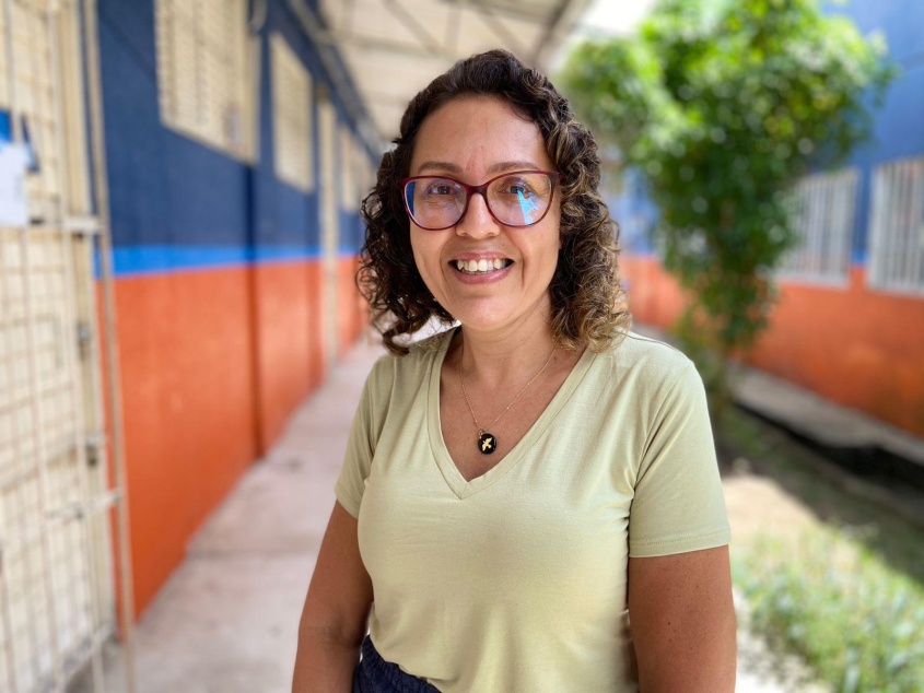 Diretora da creche José Maria de Melo, Ariadne Moraes explicou que o desjejum na unidade existia antes de ser implementado na rede de ensino. Foto: Daniel Marinho/Ascom Semed