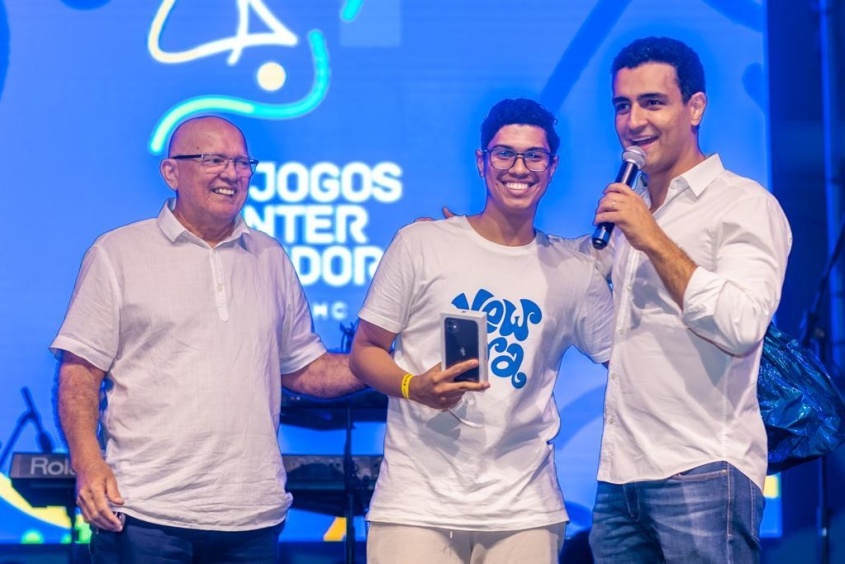 Servidores da Prefeitura de Maceió participaram do sorteio dos prêmios e também podem se inscrever para participar dos jogos. Foto: Itawi Albuquerque / Secom Maceió