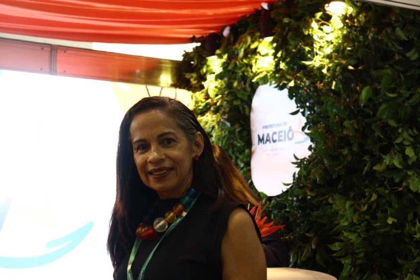 Assistente Social da Semed, Alba Lima, participa do congresso. Foto: Pedro Farias/Ascom Semed