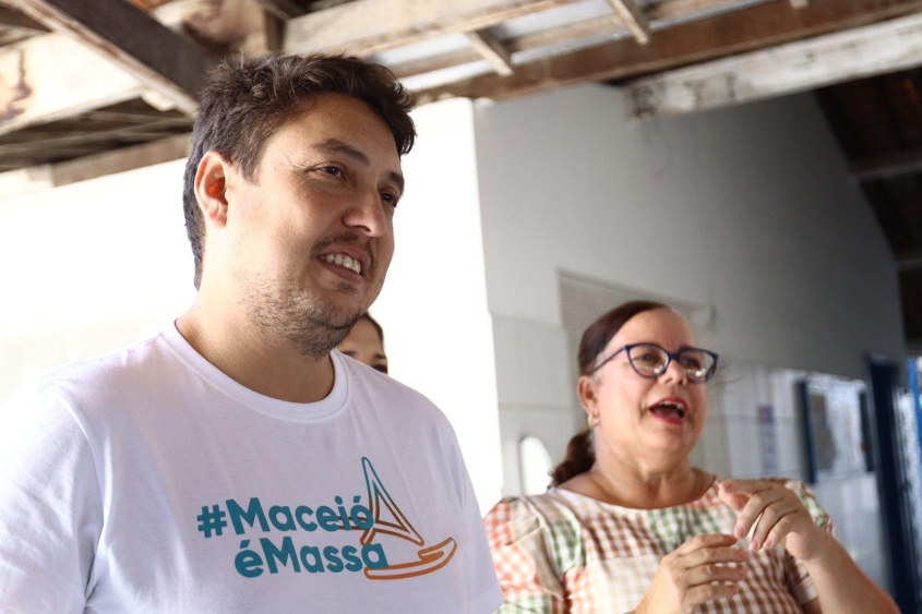 Secretário de Educação de Maceió, José Neto, visitou unidades de ensino. Foto: Pedro Farias l/Ascom Semed