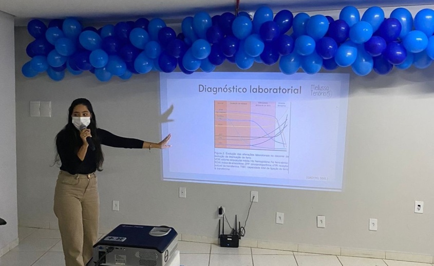 Nutricionista da SMS palestrou sobre anemia e os sintomas da doença. Foto: Ascom SMS