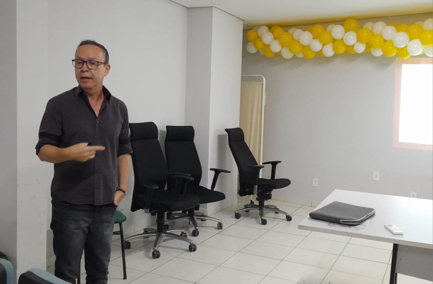 Dr. João Clínio, médico generalista do Município e professor da Ufal, conduziu a abordagem para os participantes. Foto: Ascom SMS