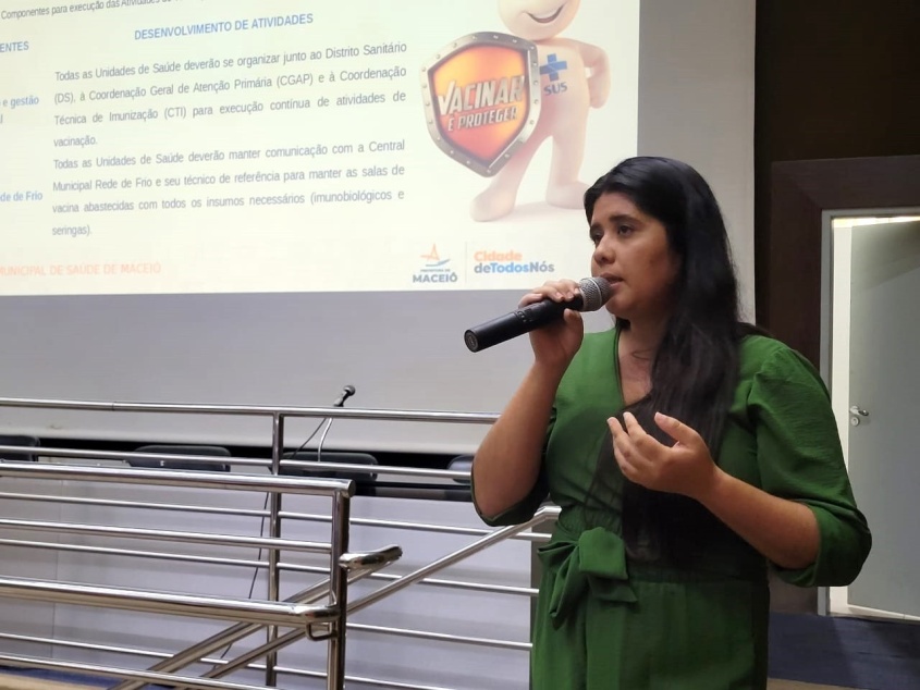 Enfermeira da Coordenação Técnica de Imunização, Jéssica Soares. Foto: Ascom SMS