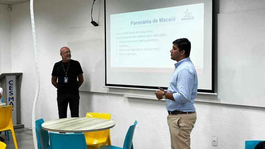 Engenheiros Pedro Lucas e Cícero Rocha destacaram importância da difusão de conhecimentos. Foto: Seminfra