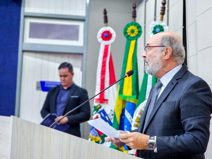 O secretário Luiz Romero citou o Hospital da Cidade como uma das grandes conquistas da pasta. Foto: Ascom SMS