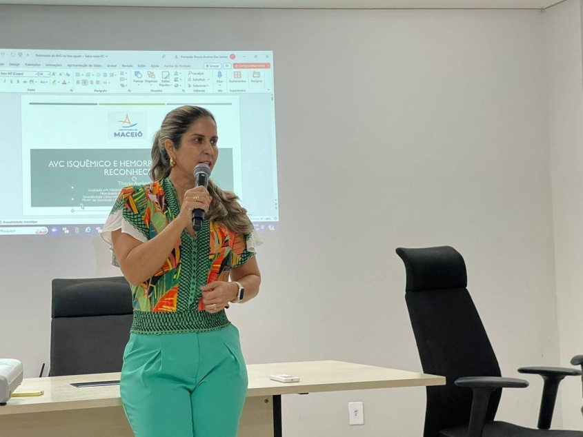Ederise Rego, coordenadora-técnica da Rede de Urgência e Emergência do município. Foto: Polyanna Monteiro/ Ascom SMS