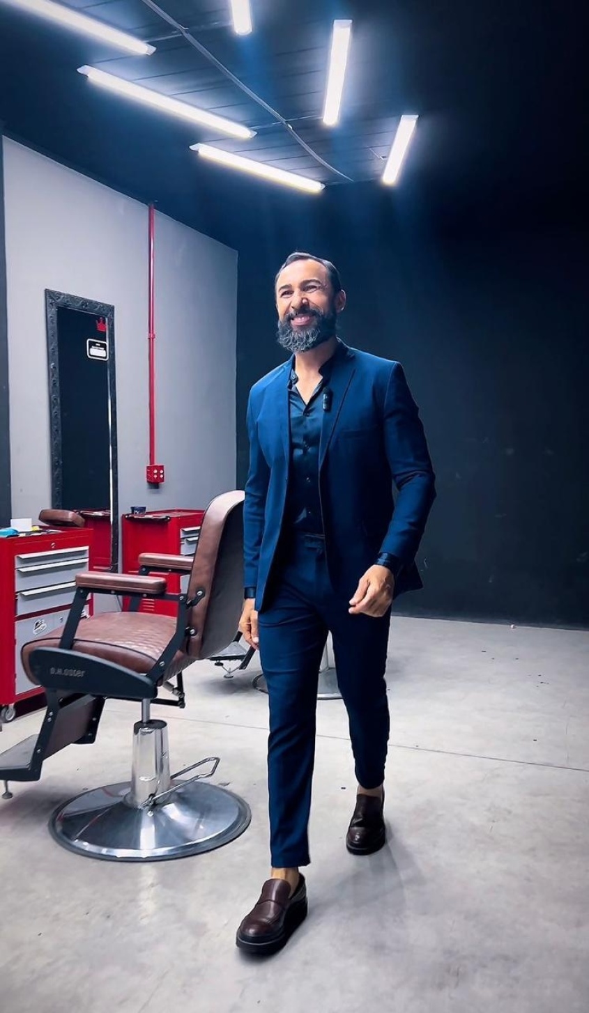 Antônio, ex-aluno, se tornou professor após o curso e realizou várias viagens internacionais. Foto: Cortesia