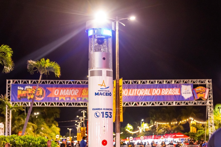 Com o auxílio das câmeras de videomonitoramento e do totem de segurança colocado em ponto estratégico do circuito, parte dos envolvidos foi detida ainda durante a festa. Foto: Itawi Albuquerque/Secom Maceió