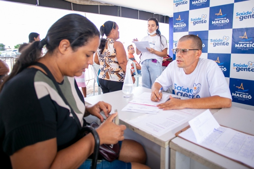 Pacientes também recebem encaminhamentos para exames realizados em Unidades de Referência. Foto: Secom Maceió