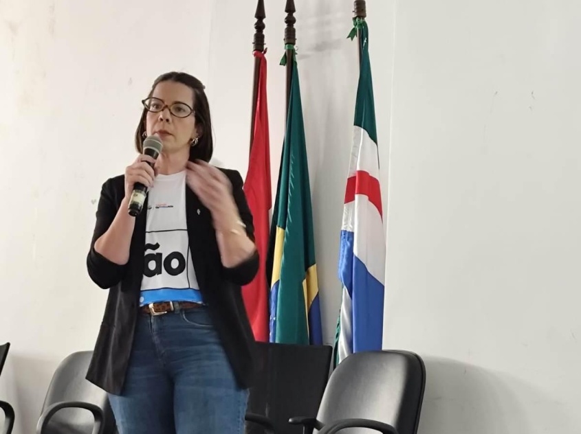 Laís Porangaba, assistente social e responsável técnica pelos Núcleos de Cessação do Tabagismo. Foto: Cortesia