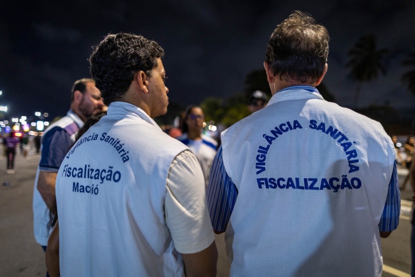 Trabalho da Visa no festival previne riscos à saúde do público. Foto: Alisson Frazão/ Secom Maceió