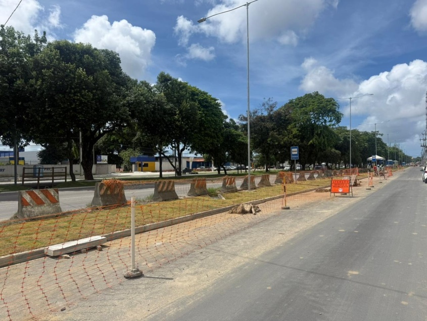 Obras na Durval de Góes Monteiro. Foto: Ascom Seminfra
