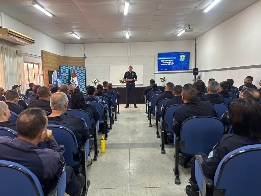 O conteúdo está alinhado às diretrizes nacionais de segurança pública e às boas práticas voltadas à atuação ética e profissional. Foto: Ascom Semsc
