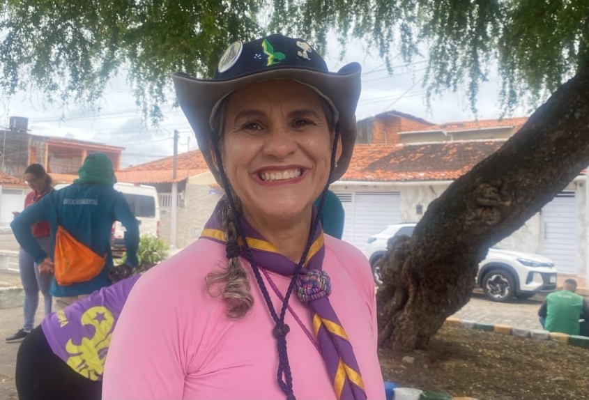 Veronia, 54 anos, é voluntária no grupo de escoteiros. Foto: Tháchyna Lorena (estagiária)/Ascom Alurb