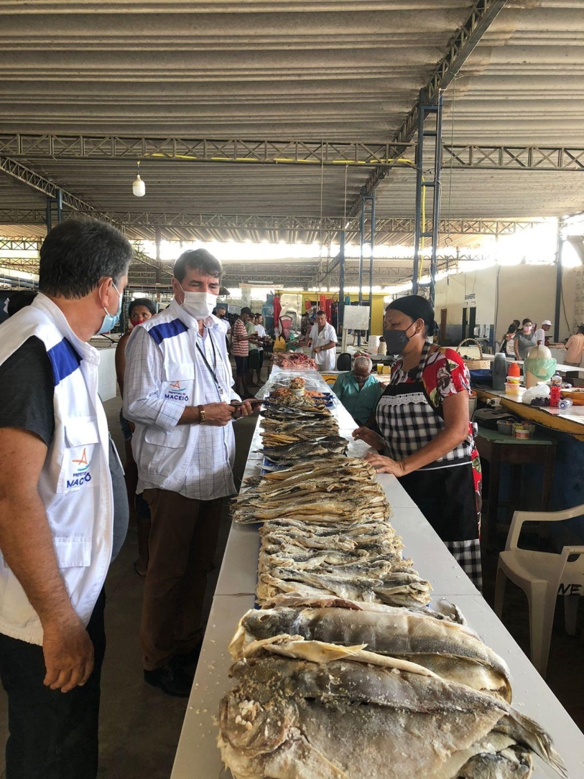 Vigilância Sanitária realizou ação educativa em bairros de Maceió. Foto: Ascom SMS