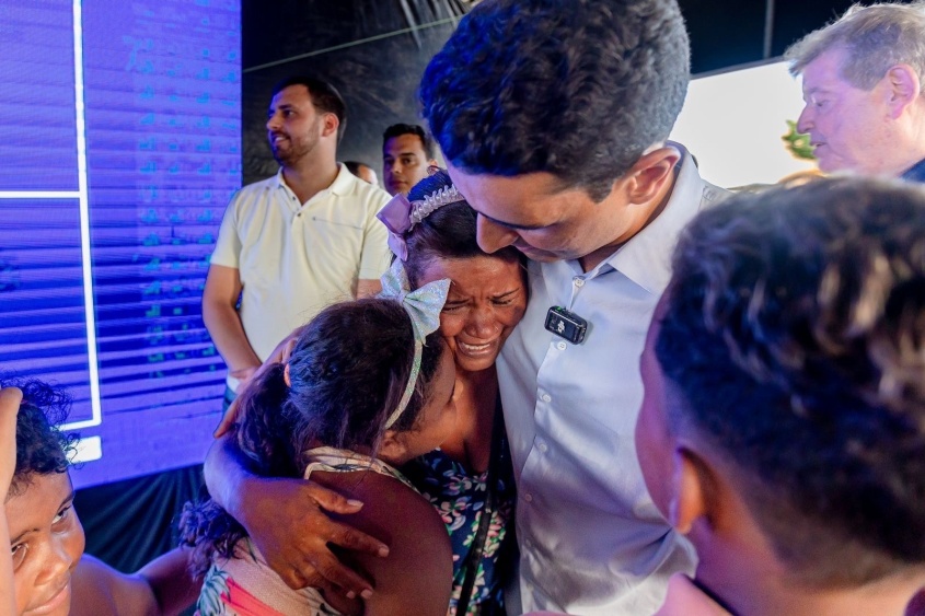 Prefeito JHC disse que entrega de imóveis no Vergel é uma realização pessoal. Foto: Itawi Albuquerque / Secom Maceió