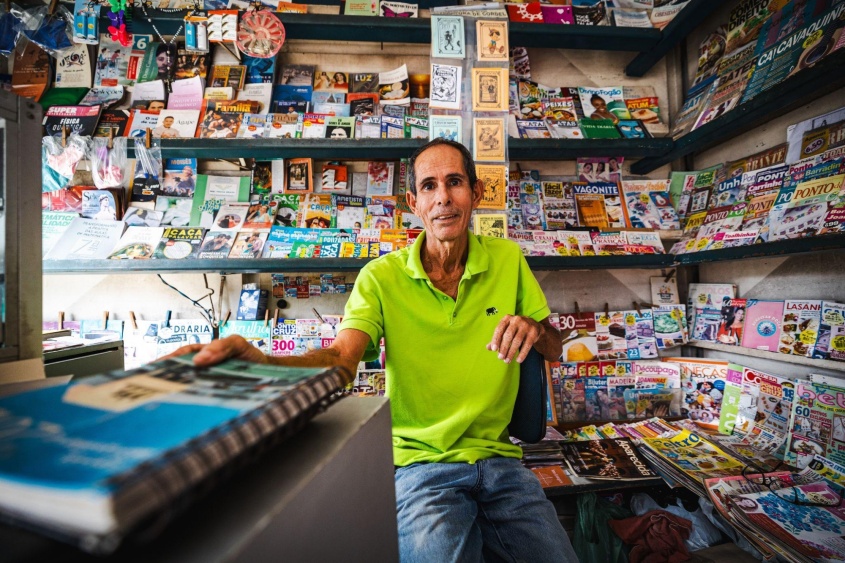 Jorge Vieira destacou que há muito tempo esperava por essa reforma na praça. Foto: Jonathan Lins/Secom Maceió