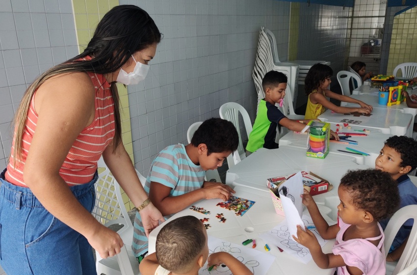 Abrigo para famílias vítimas das chuvas recebe ações de saúde