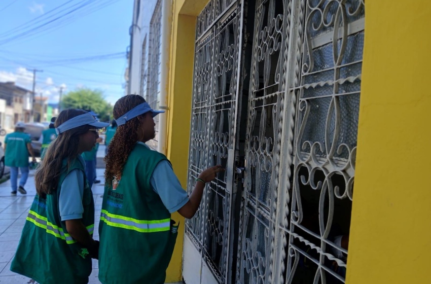 Desenvolvimento Sustentável promove ação de educação ambiental para orientar moradores do Prado
