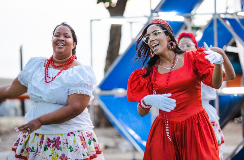 Verão Massayó valoriza artistas locais com apresentações diárias no espaço Maceió é Massa
