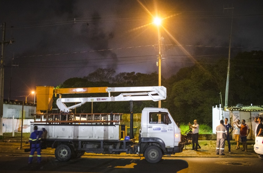 Mutirão restabelece 40 pontos de iluminação no Residencial Maceió I