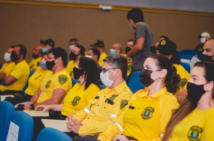 Agentes da SMTT participam de treinamento com novos EPIs