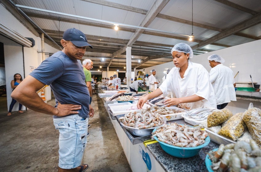 Mercados e feiras funcionam normalmente no feriado de Nossa Senhora Aparecida