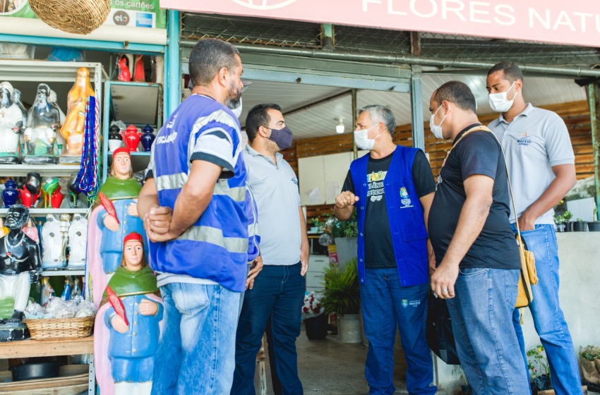Mercados públicos recebem ação do Maceió Unida Contra a Dengue