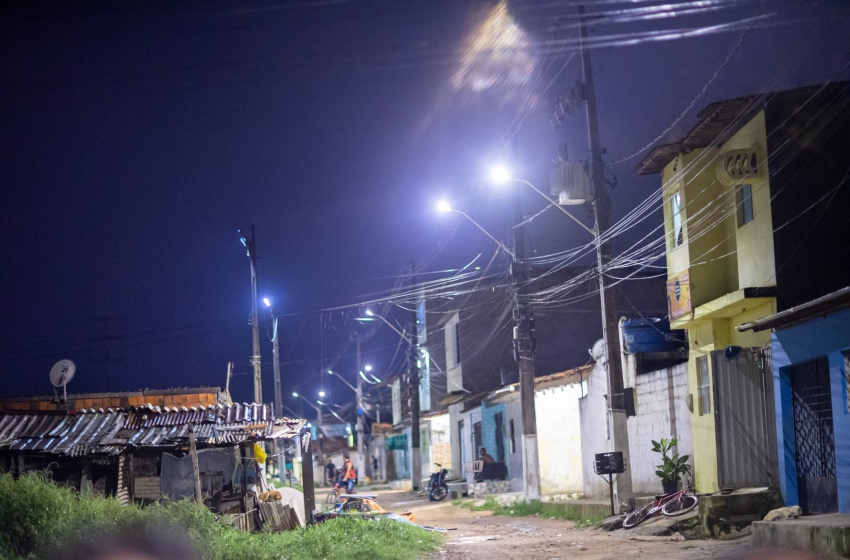 Brota na Grota: população tem vida melhorada com luz de qualidade