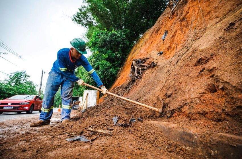 Prefeitura de Maceió inicia obra de contenção de encosta em Fernão Velho